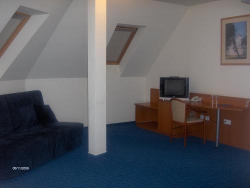 Hotel Panzio Sissi Gödöllő Zewnętrze zdjęcie